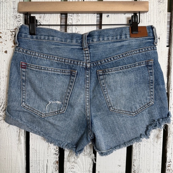 BDG Urban Outfitters Tomgirl Distress Button Fly Jean Shorts Sz 25” Boho Concert - Picture 8 of 10
